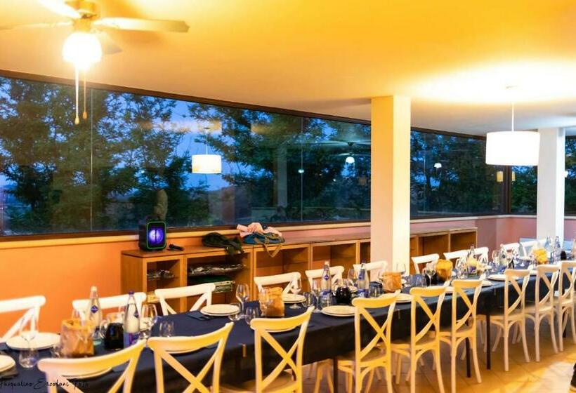 فندق Belmonte Inn