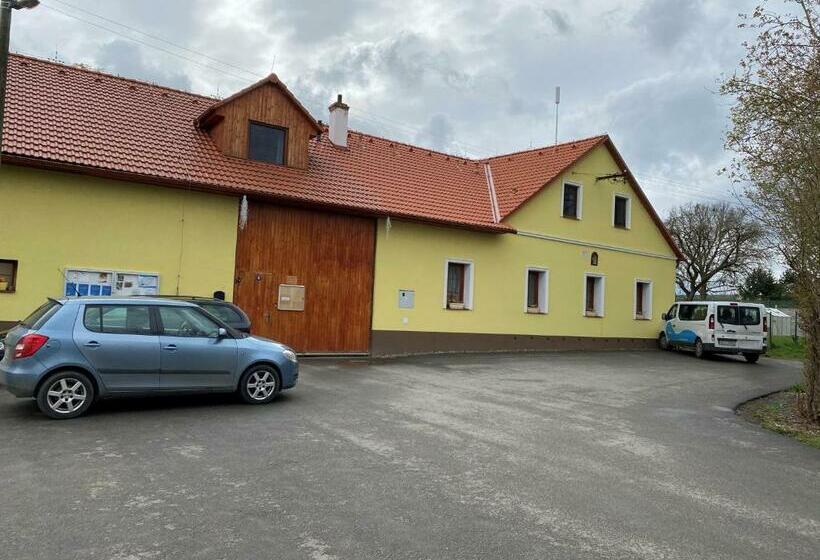 호텔 Buchtův Statek