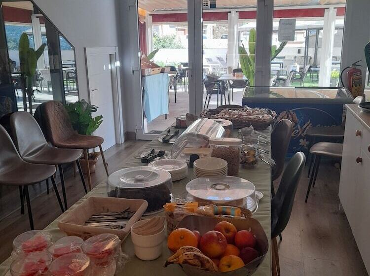 Отель Camino De Las Estrellas