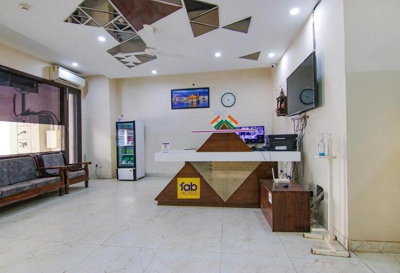 Fabhotel Legacy