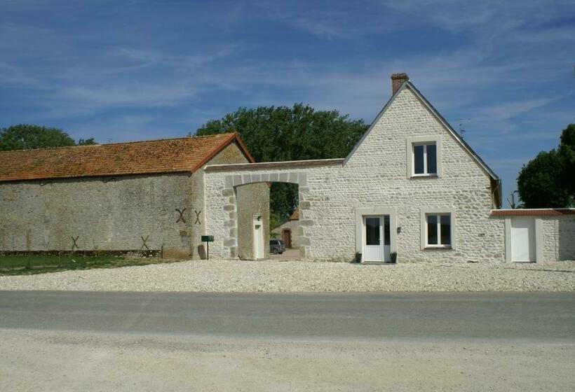 בית מלון כפרי Ferme De Mesangeon