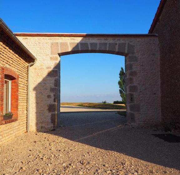 בית מלון כפרי Ferme De Mesangeon