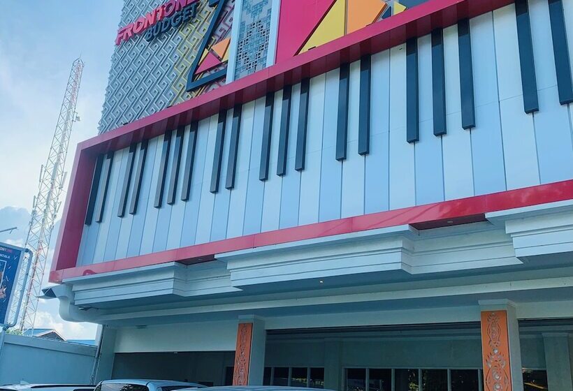 هتل Front One Budget Abepura