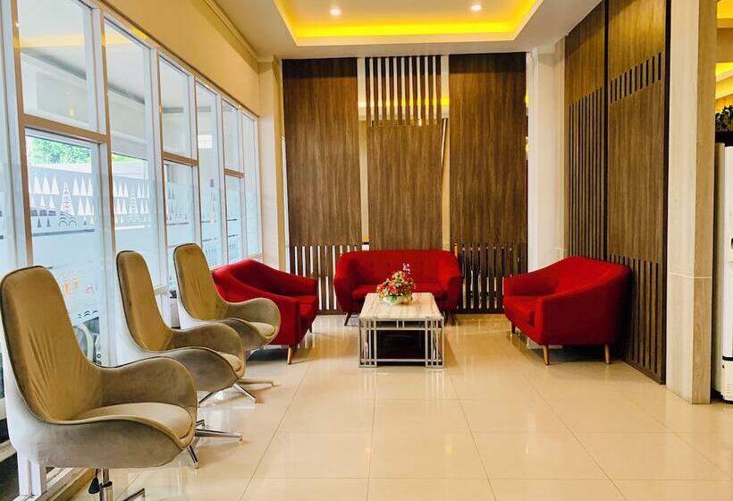 هتل Front One Budget Abepura