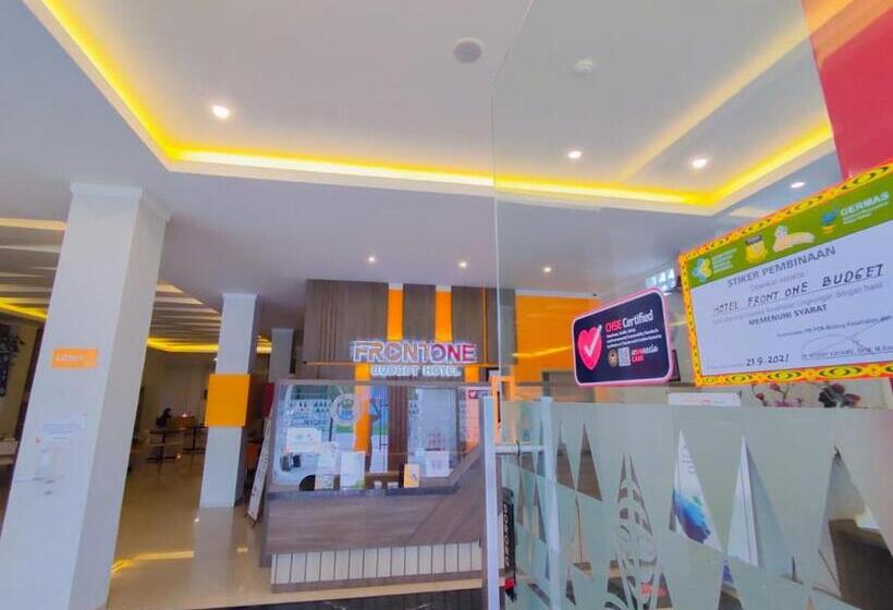 هتل Front One Budget Abepura