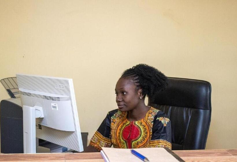 בית מלון כפרי Kilimanjaro Snow Peak