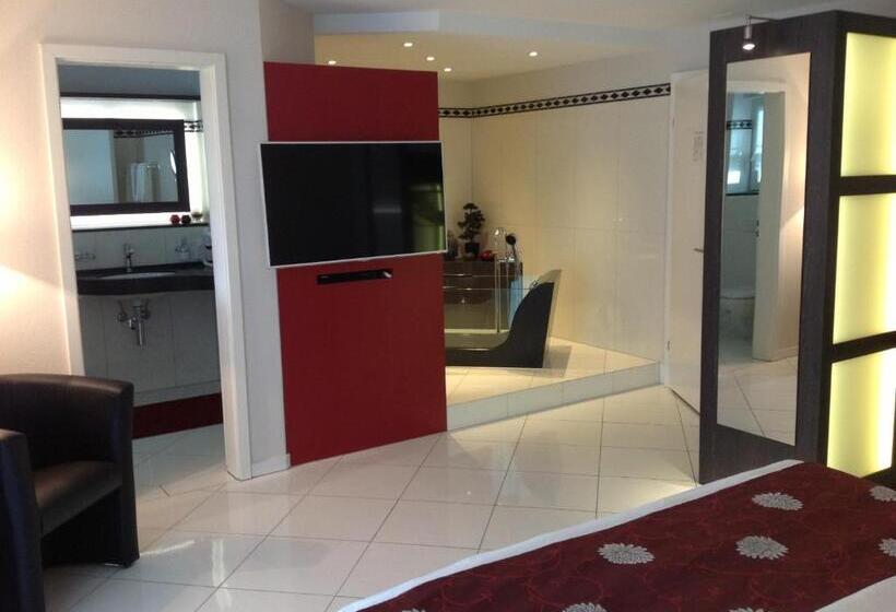 בית מלון כפרי Landgasthof Schwanen