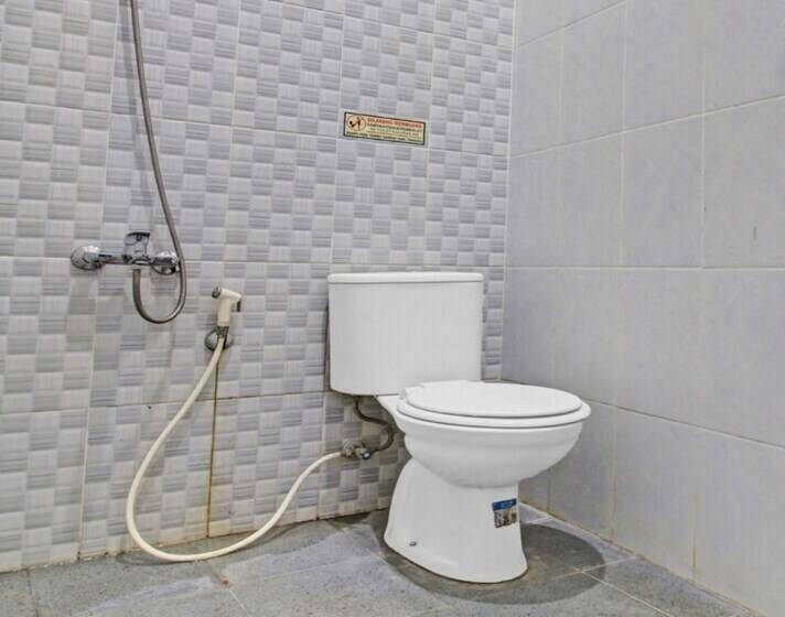 酒店 Oyo 90767 Gm Guest House