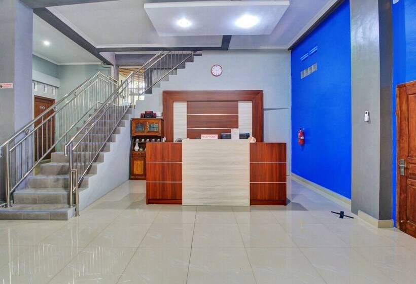 酒店 Oyo 90767 Gm Guest House