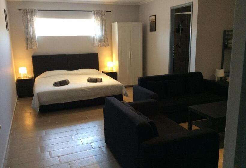 هتل Palm Grove Farm