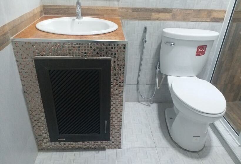 Hotel Pingpong Place