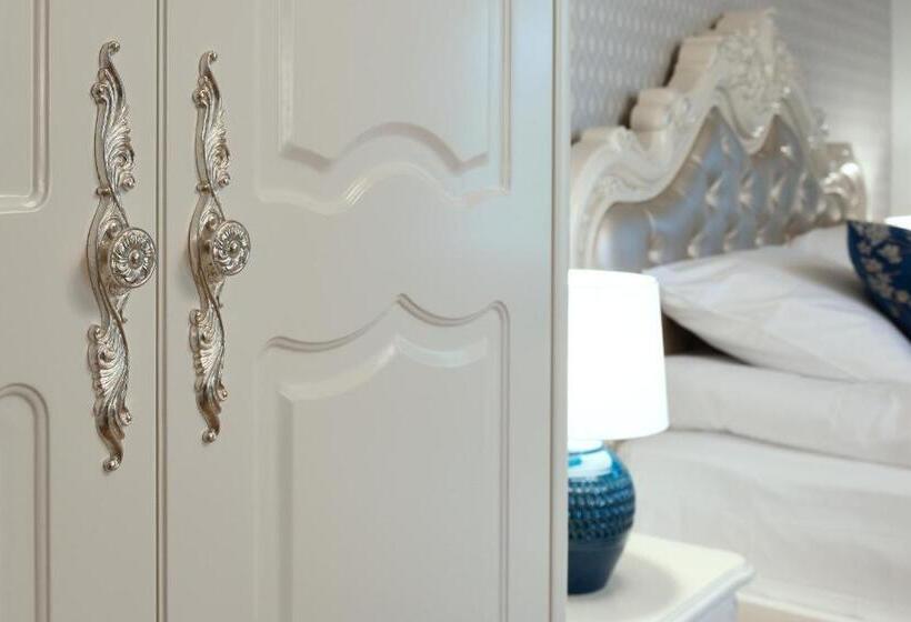 Отель & Restaurant Chateau Trnová