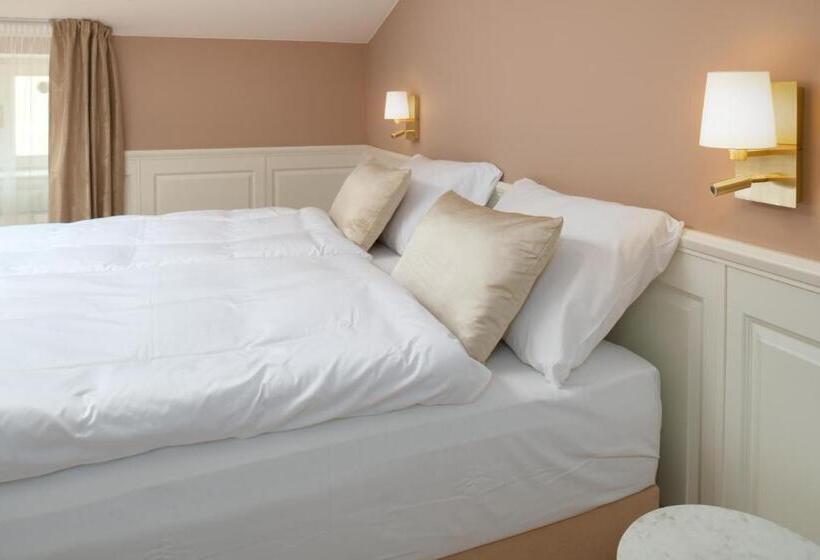 Отель & Restaurant Chateau Trnová