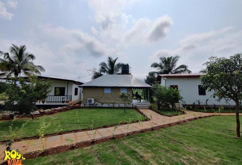 בית מלון כפרי Roy S Nature Nest   Farm Stay Near Malshej Ghats