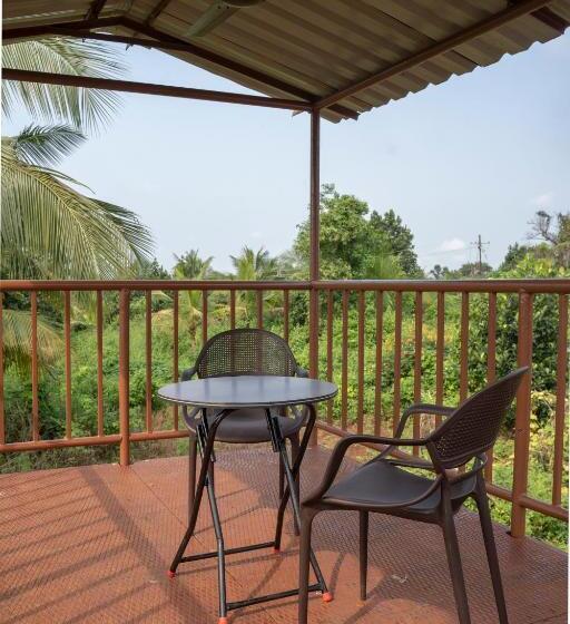 בית מלון כפרי Roy S Nature Nest   Farm Stay Near Malshej Ghats