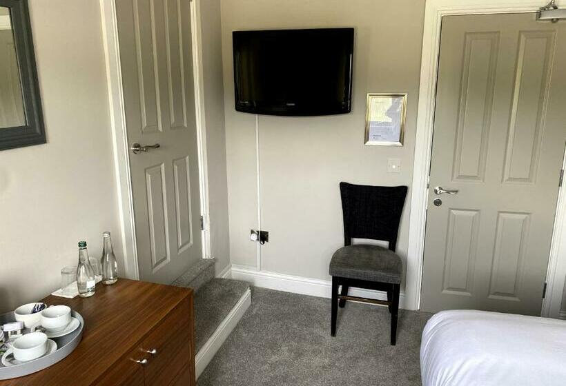 ホテル The Imperial Garvagh