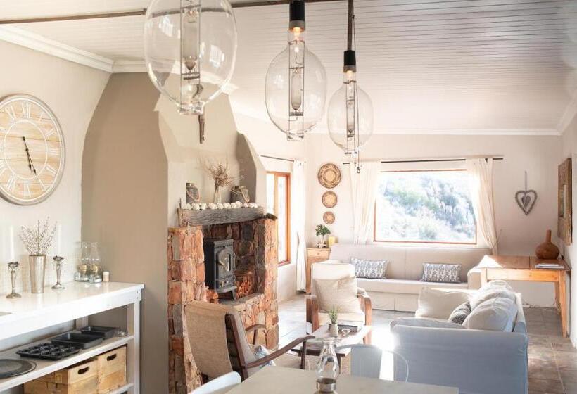 בית מלון כפרי Tierkloof Mountain Cottages