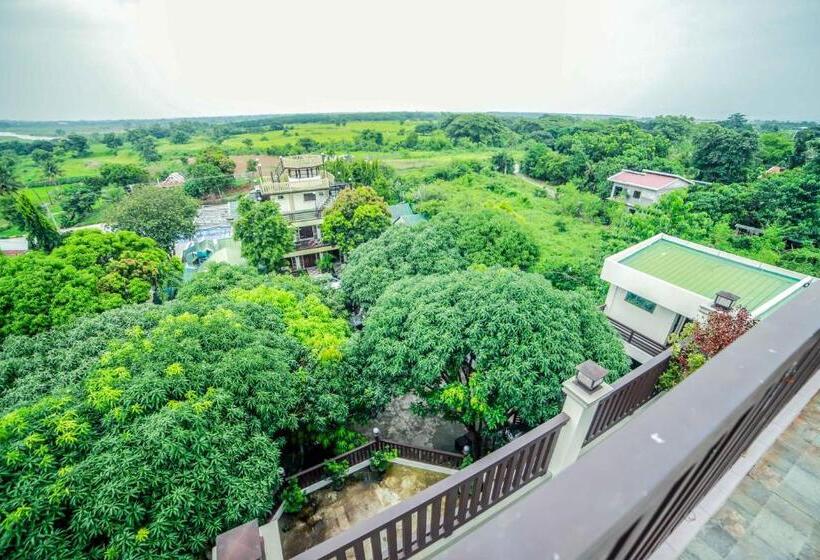 Villa Esmeralda Bryan S Resort Hotel And Restaurant