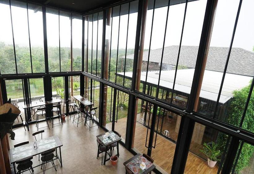 Hug Jang Loei Garden & Resort