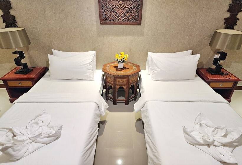 Kim Hotel At Bangplong