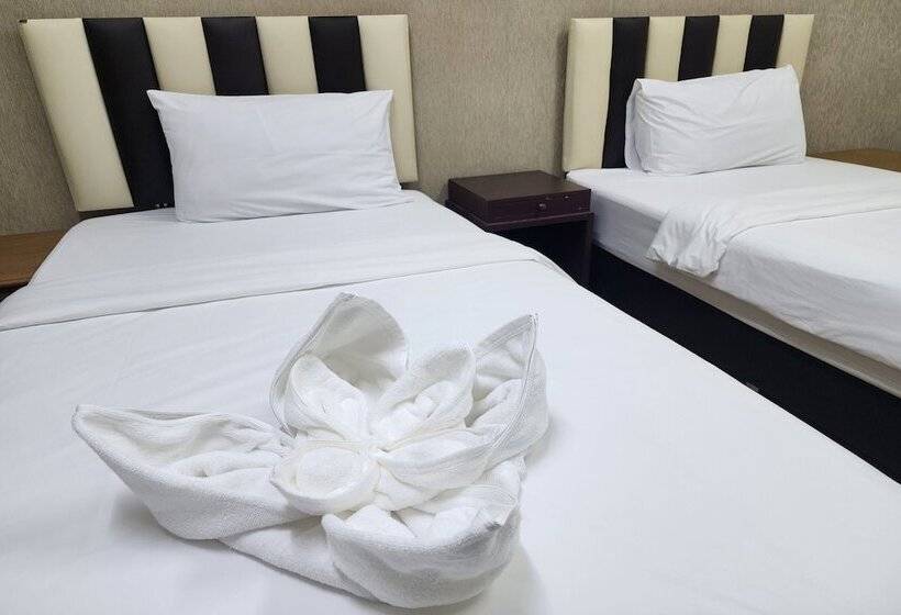 Kim Hotel At Bangplong