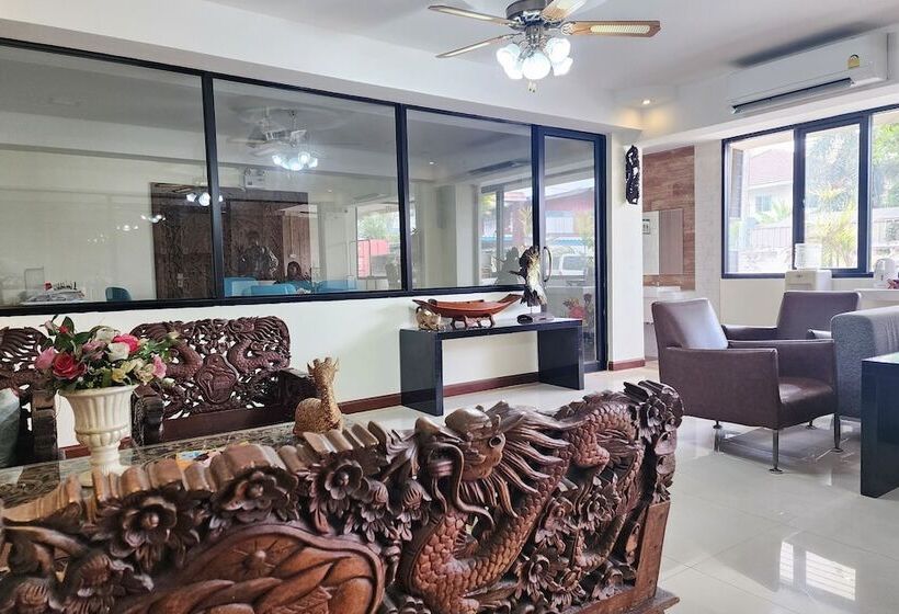 Kim Hotel At Bangplong