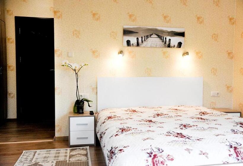 ペンション къща за гости акация