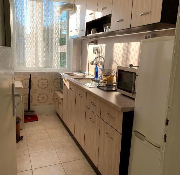 Pension (Hôtel basse catégorie) къща спирови