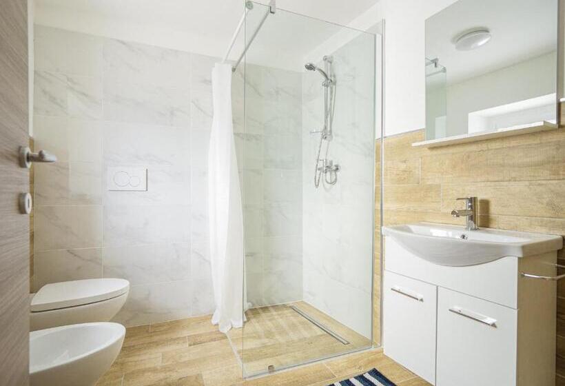 פנסיון Affittacamere Ai Crocus