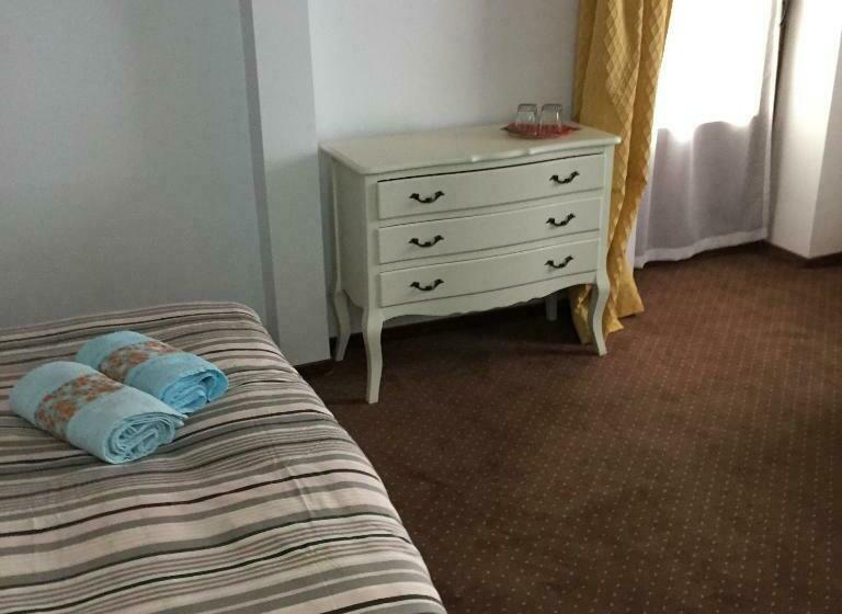 بنسيون Casa De Vacanta Saru Dornei