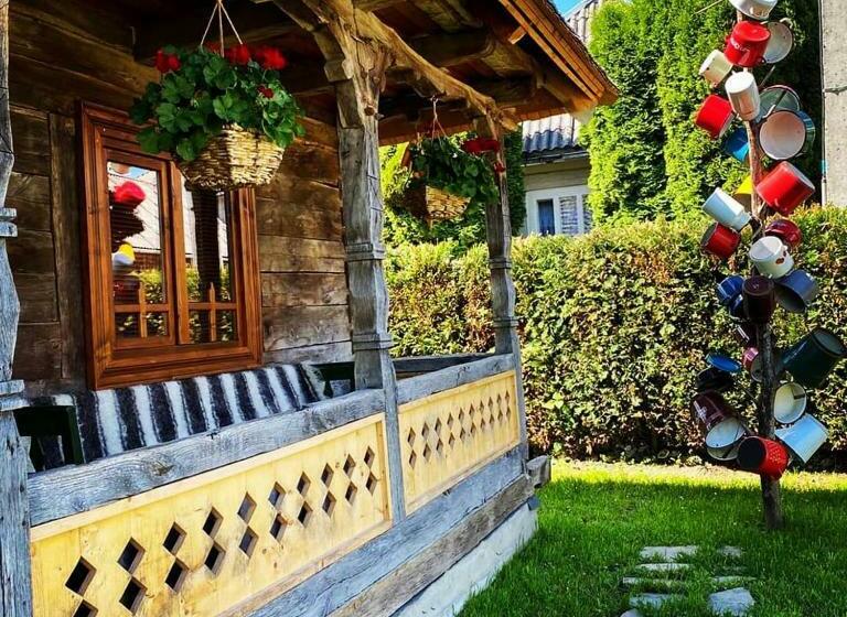 بنسيون Casa Din Susani