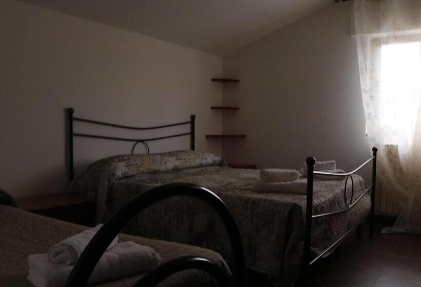 بنسيون Casa Leonardo