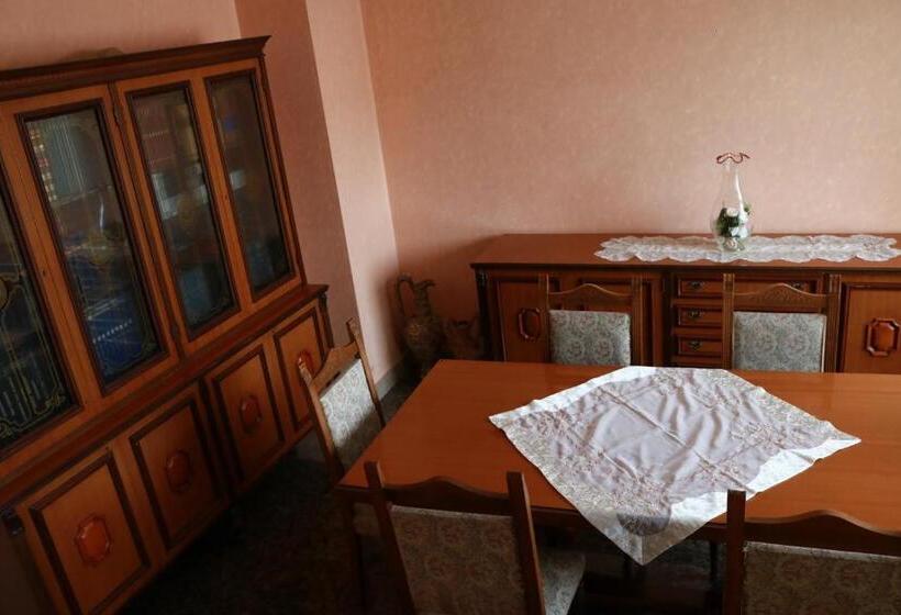 بنسيون Casa Leonardo