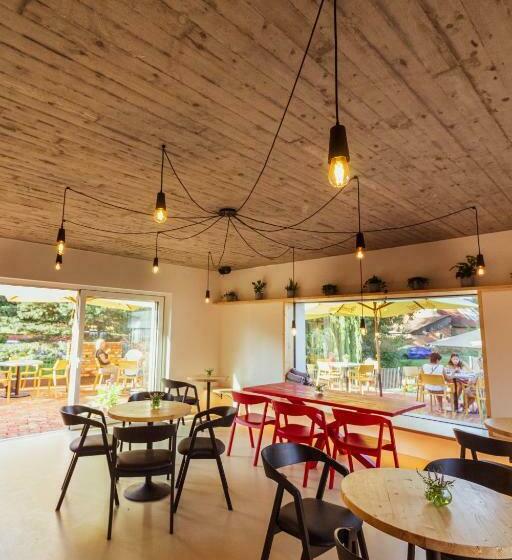 פנסיון Coffein Apartments