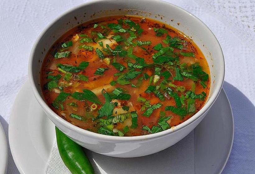 بنسيون Conacul Sarbesc