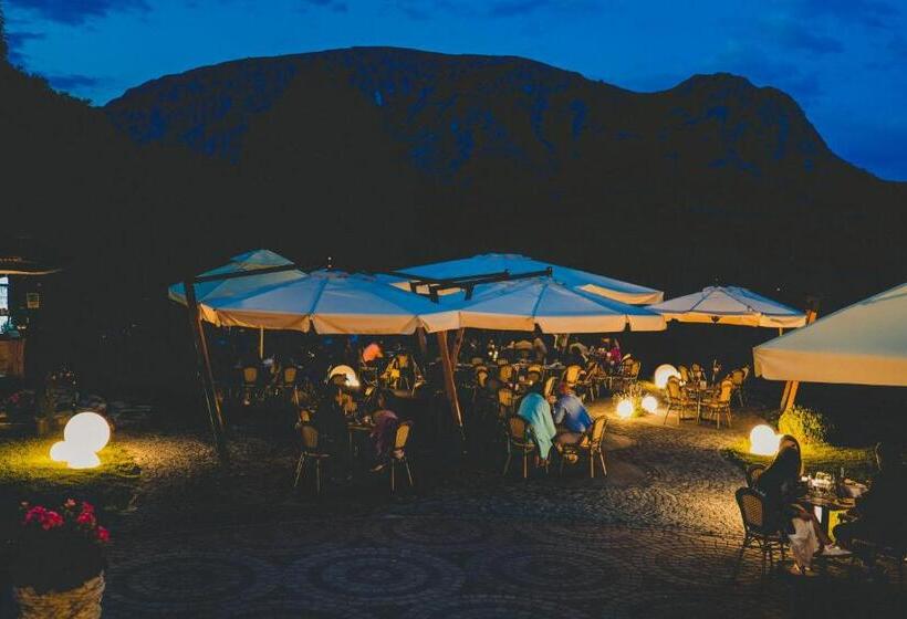 Пансион Conacul Secuiesc Székelykő Kúria