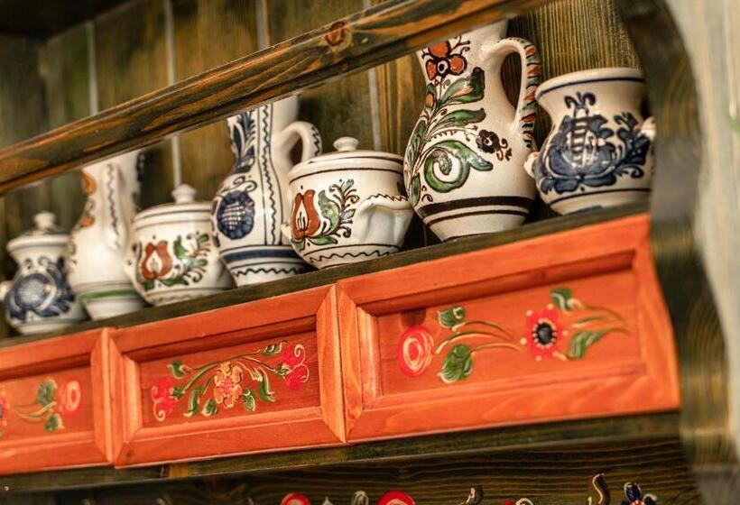 Пансион Conacul Secuiesc Székelykő Kúria