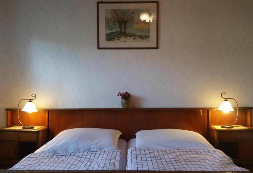 פנסיון Derű Vendégház és Lovasudvar