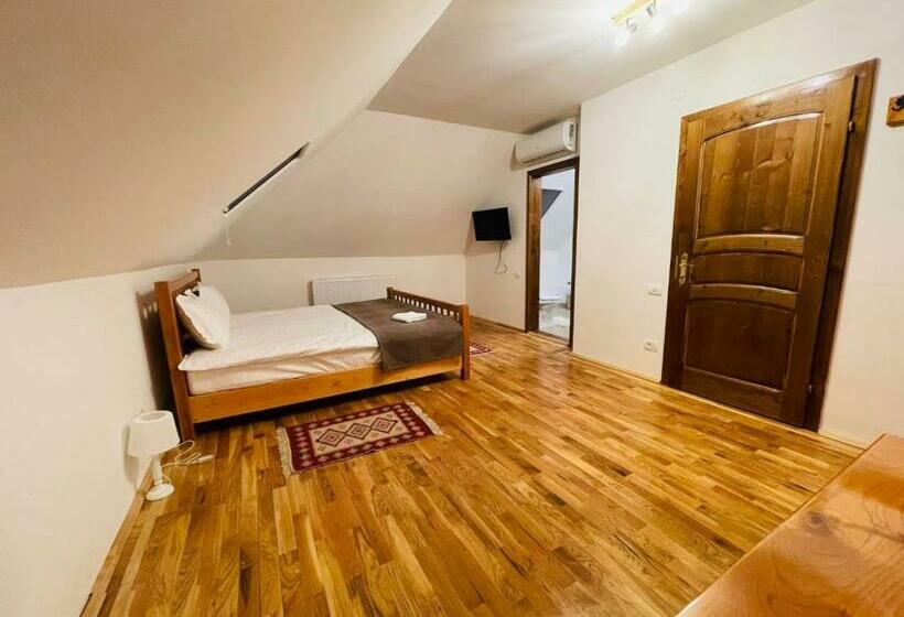 פנסיון Domeniul Bondarelului