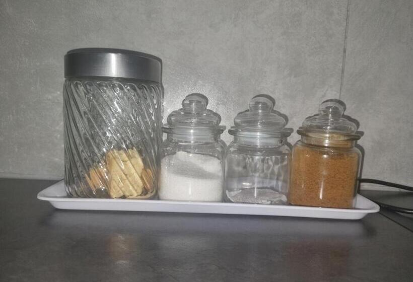 פנסיון Eland Place Self Catering Guest House