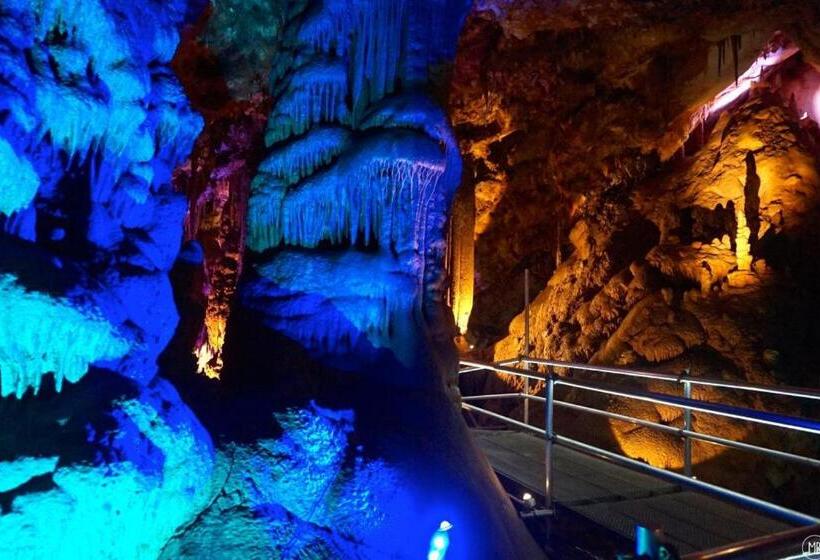 بنسيون Guest House „ivanovata House”