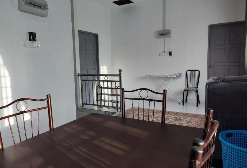 بنسيون Kayangan Inn