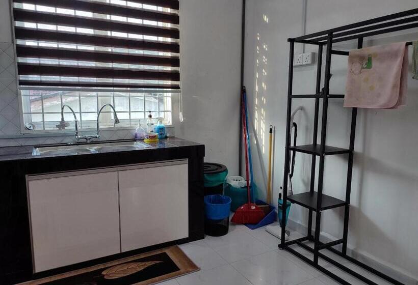 بنسيون Kayangan Inn