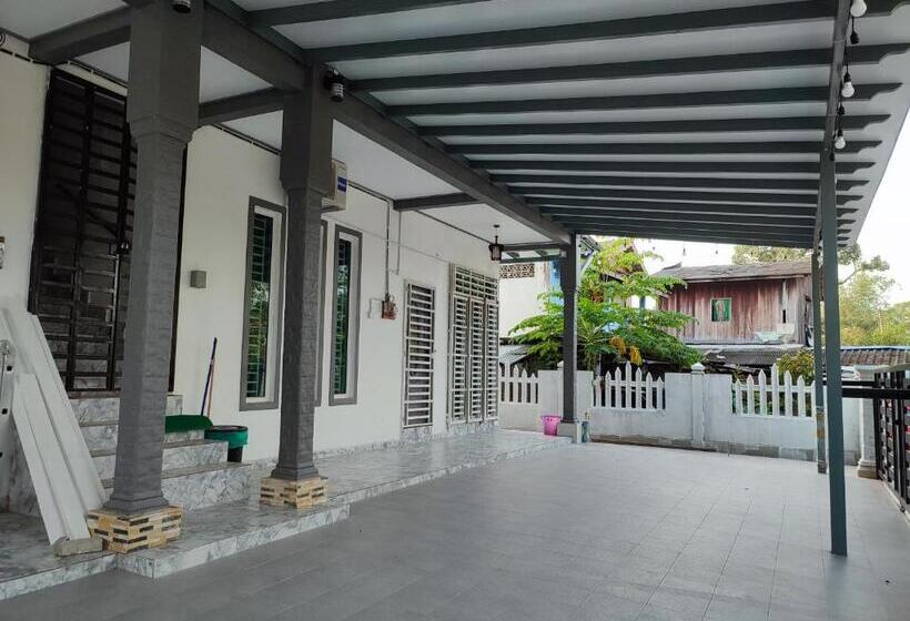 بنسيون Kayangan Inn