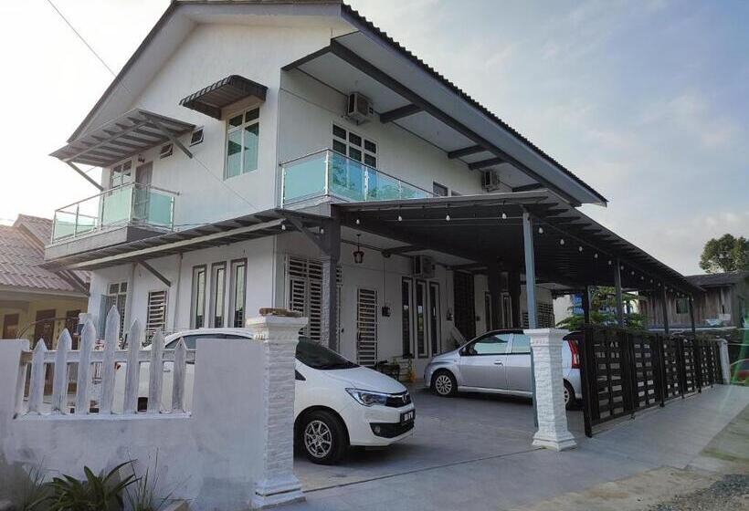 بنسيون Kayangan Inn