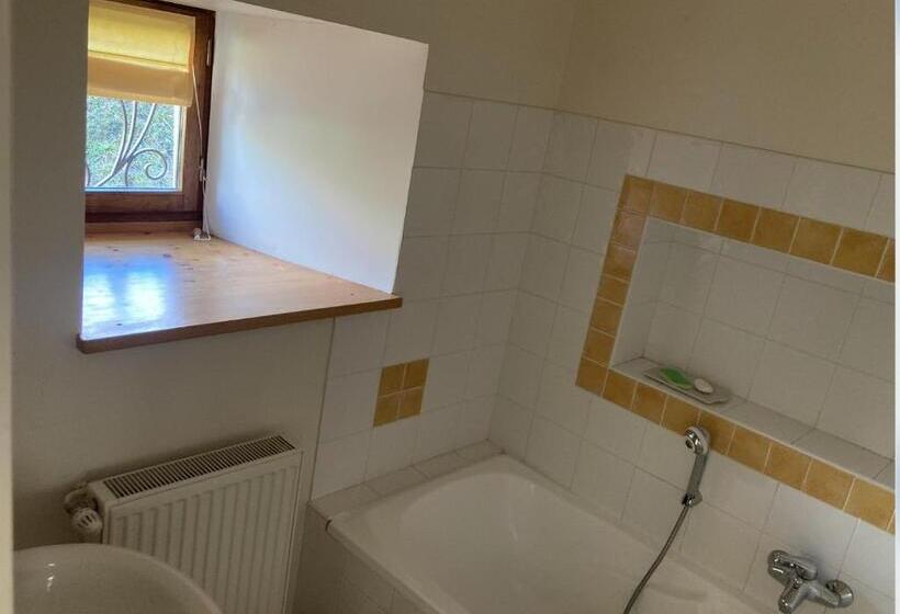 膳宿费 L Estivante