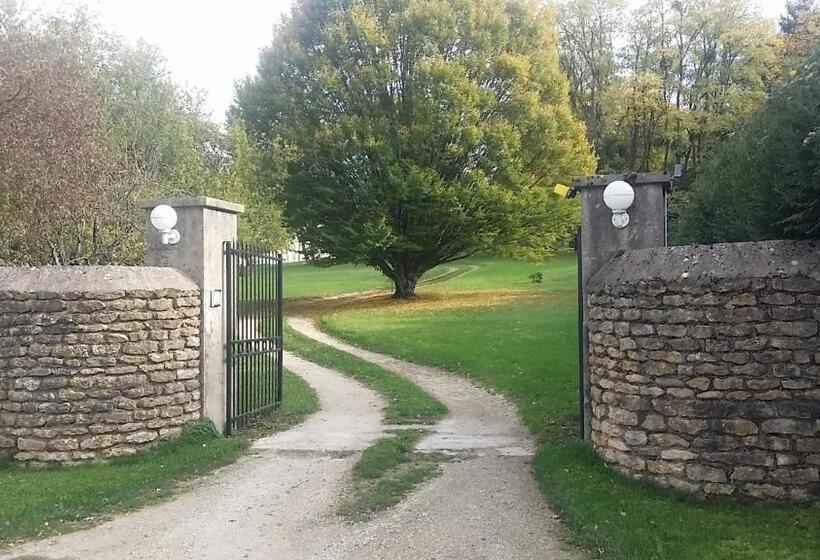 פנסיון La Cle Des Champs