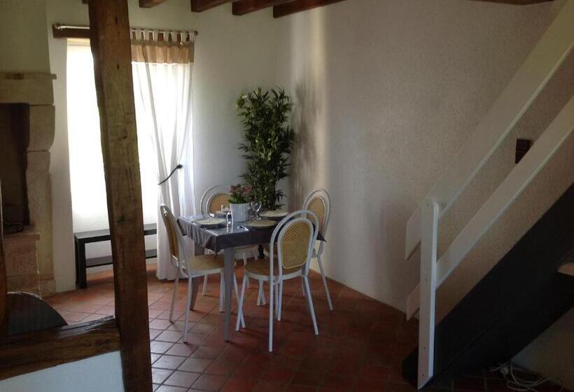 פנסיון La Cle Des Champs