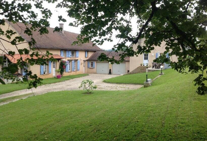 פנסיון La Cle Des Champs