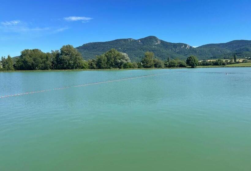 Пансион Les Deux Chevaux Chambres D’hôtes